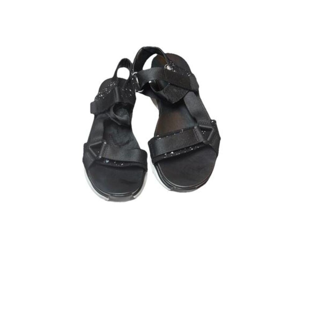 Nurture roam platform black sandals Size 7M